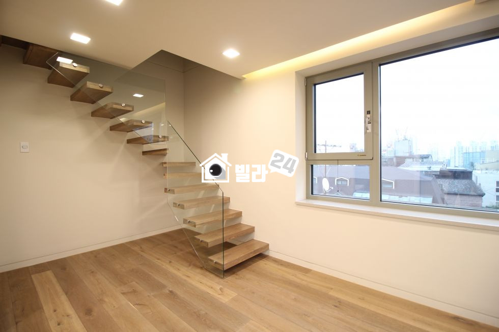 서울 강남구 청담동 ■청.담.동.복.층. ■ 누구나 살고싶은 럭셔리하우스♛✨ 심플하지만 세련된 인테리어, 강남구청역세권 최상의 위치까지!!!✨ 분양 매물번호 33044 사진 7
