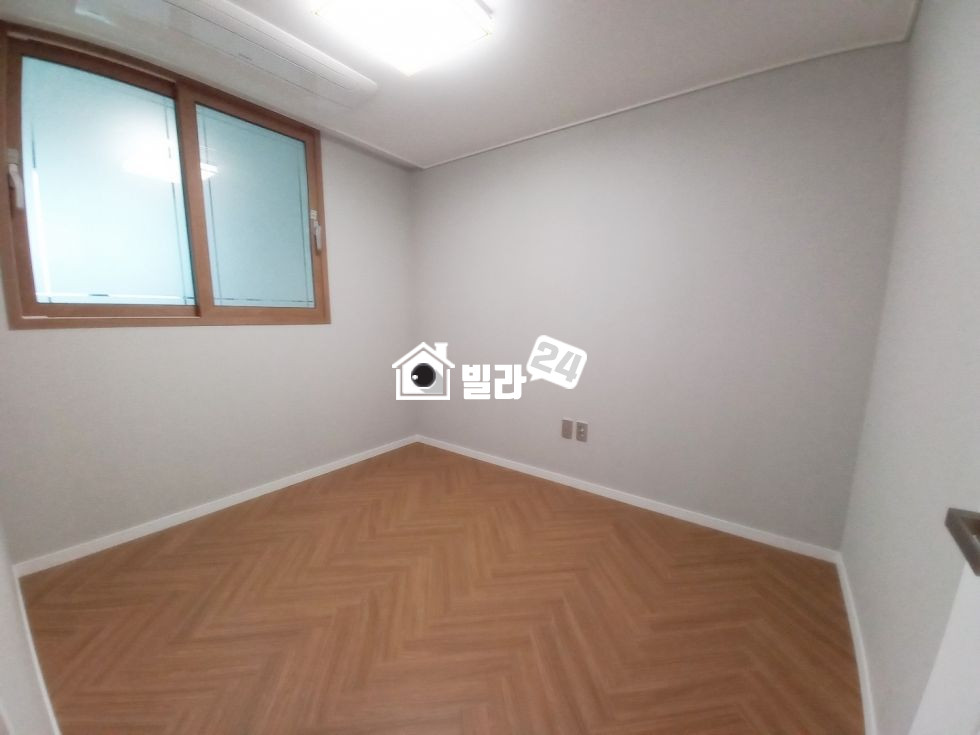 서울 서대문구 북아현동 ## 북아현동 넓은 쓰리룸 / 서대문구 매물 많이 있어요~ ! 최고의 집으로 안내하겠습니다~! 분양 매물번호 35359 사진 7