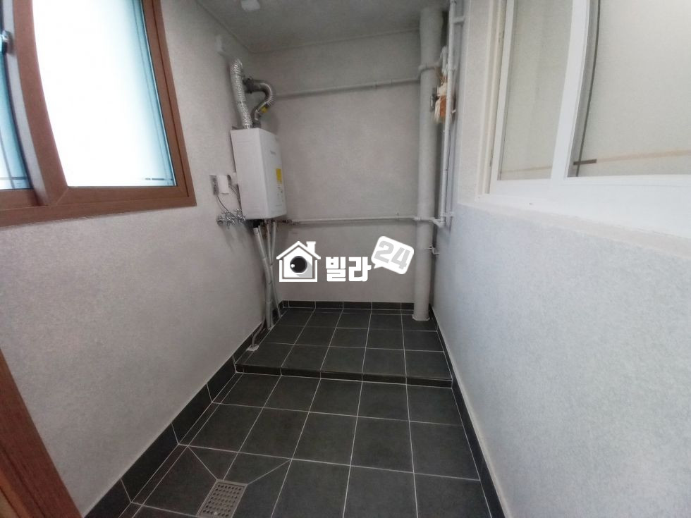 서울 서대문구 북아현동 ## 북아현동 넓은 쓰리룸 / 서대문구 매물 많이 있어요~ ! 최고의 집으로 안내하겠습니다~! 분양 매물번호 35359 사진 9