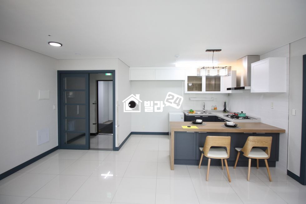 인천 남동구 구월동 ★ 구월동 ★ 넓고 넓게 빠진 3룸입니다 타입별 등기별 다다른 세대들입니다 실입주 적으신분들도 연락주세요 ^^ 분양 매물번호 32568 사진 2