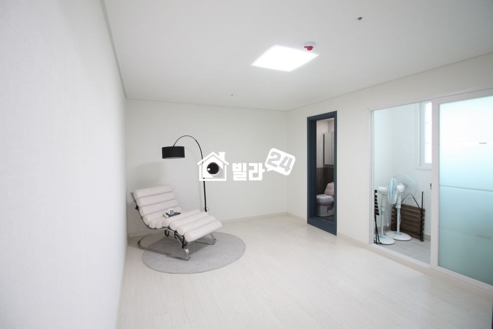 인천 남동구 구월동 ★ 구월동 ★ 넓고 넓게 빠진 3룸입니다 타입별 등기별 다다른 세대들입니다 실입주 적으신분들도 연락주세요 ^^ 분양 매물번호 32568 사진 3