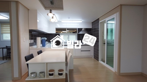 인천 남동구 구월동 《 귀한 4룸 현장 》 대가족 맞춤~ / 넓은거실 / 방4개는 가족모두 나만의공간마련!! 분양 매물번호 30765 사진 3