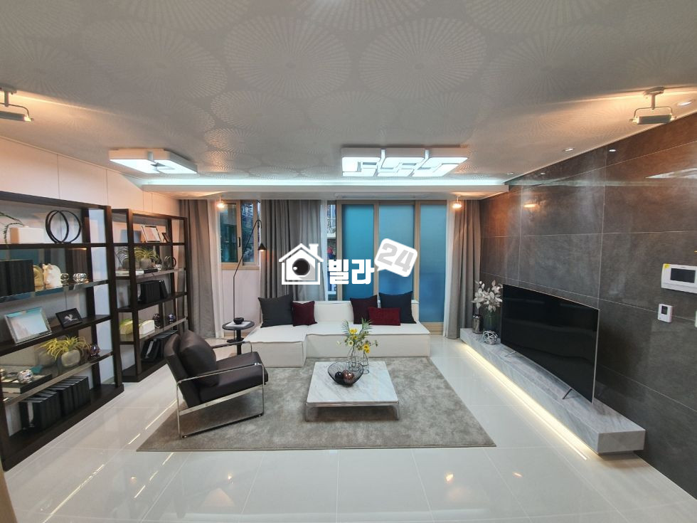 경기 고양일산동구 풍동 ★ 풍산역 역세권 ★ 각방온도조절기,시스템에어컨,비데,욕실열신, 안방드레스룸,파우더룸, 안방테라스 기가막힌 3룸 분양 매물번호 32039 사진 1