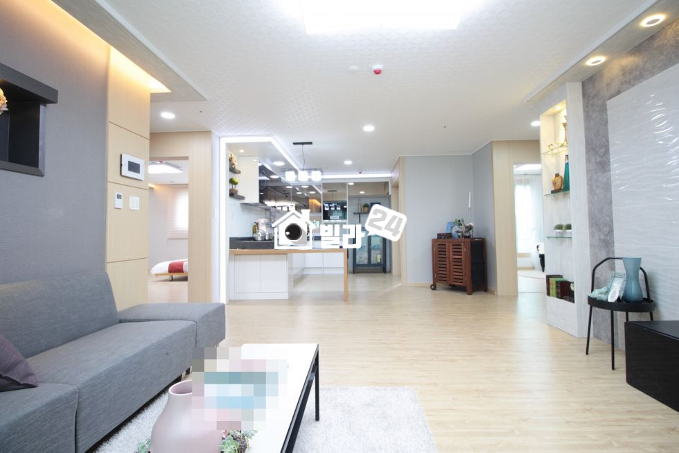 경기 고양일산동구 성석동 ★ 넓은 집 ~~ 찾으신고객님들에게 인기최고 ★ 주차장?걱정NO 분양 매물번호 31223 사진 2