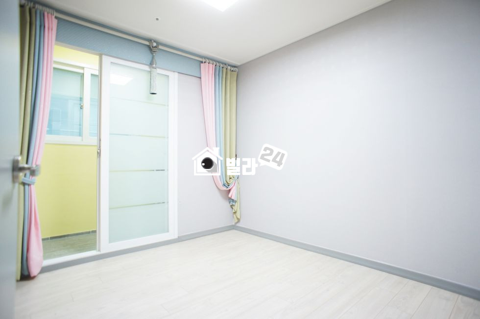 경기 수원권선구 고색동 ★【지하철 예정지에 위치한 추천매물~♬】 ★교통 호재 + 인근 학군까지!!~!!♬ 인테리어 조아♥ 구조도 조아 추천매물~!!★ 분양 매물번호 30534 사진 6