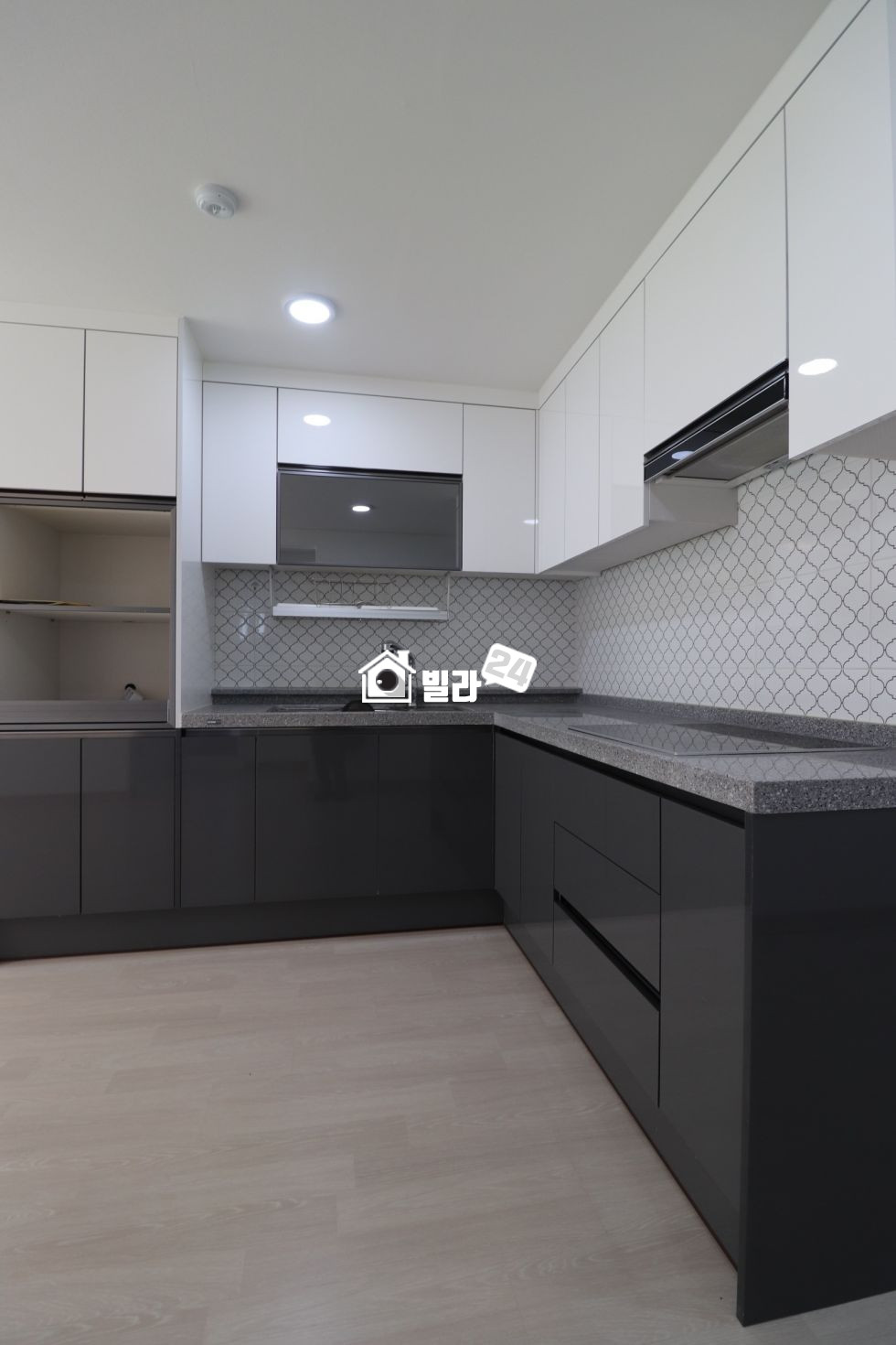 인천 미추홀구 주안동 귀한4룸 분리세대라서 한세대는 사무실로~~~ 분양 매물번호 32255 사진 3