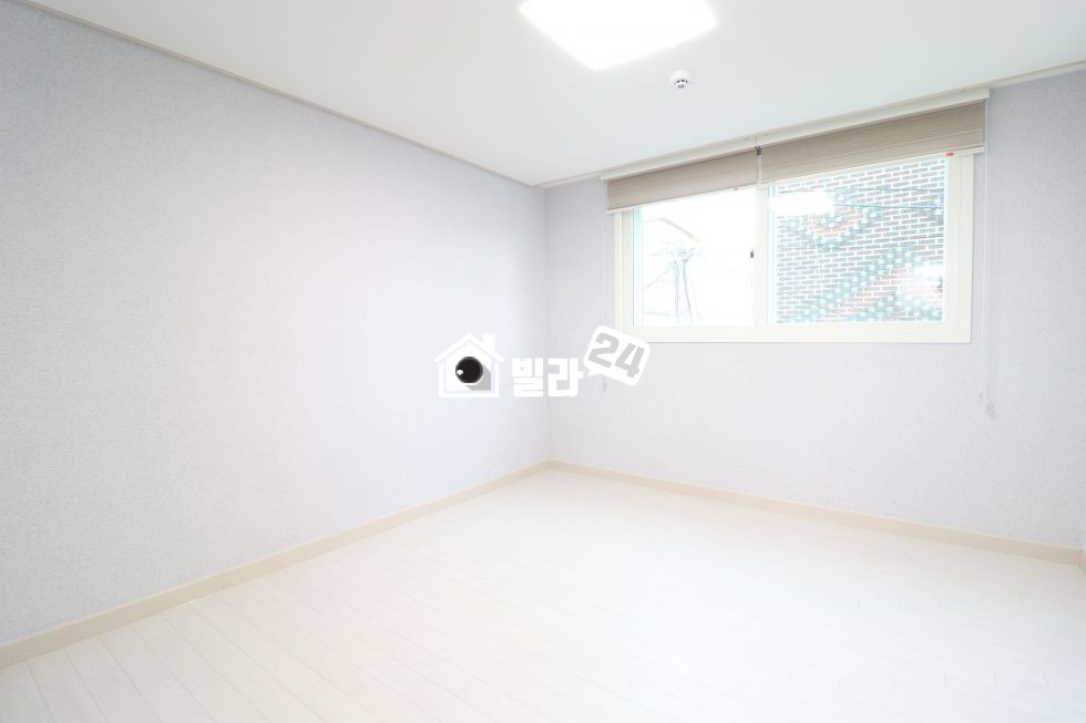 인천 미추홀구 숭의4동 화이트톤으로 깔끔하게 무장~!! 구조도 끝내줘요~! 분양 매물번호 30916 사진 6