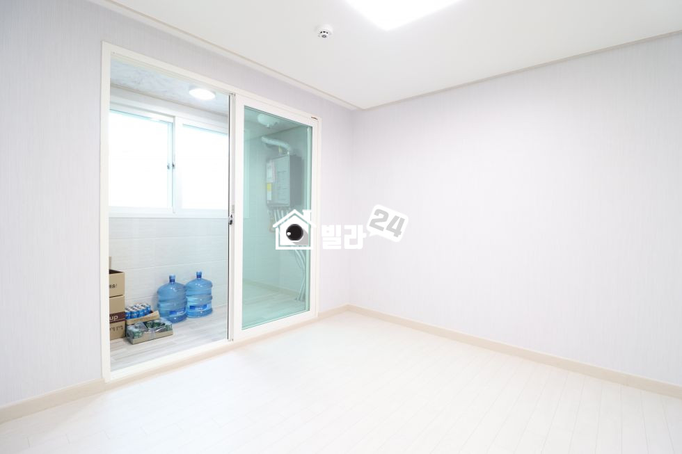 인천 미추홀구 숭의4동 화이트톤으로 깔끔하게 무장~!! 구조도 끝내줘요~! 분양 매물번호 30916 사진 7