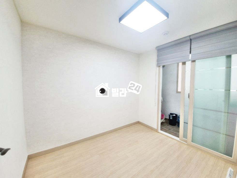 경기 김포시 사우동 주방 거실 일체형 3룸 ★ 안방 거실 시스템 옵션!!!! 평지에 있는 현장으로 학군 역 편의시설 인접한 현장 분양 매물번호 31735 사진 5