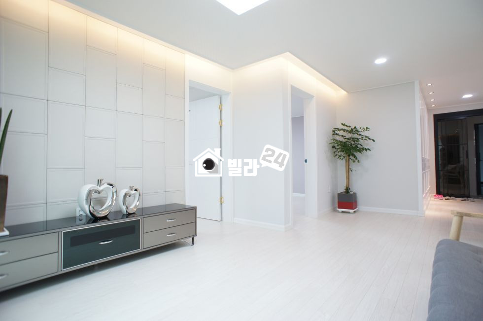 인천 미추홀구 용현동 ☞『인테리어가 너무 돋보이는 매물』☜ ★깔끔한 느낌 & 구조까지 너무 좋다!! 이쁜 3룸!!★신혼집으로 딱이네! 분양 매물번호 30801 사진 4