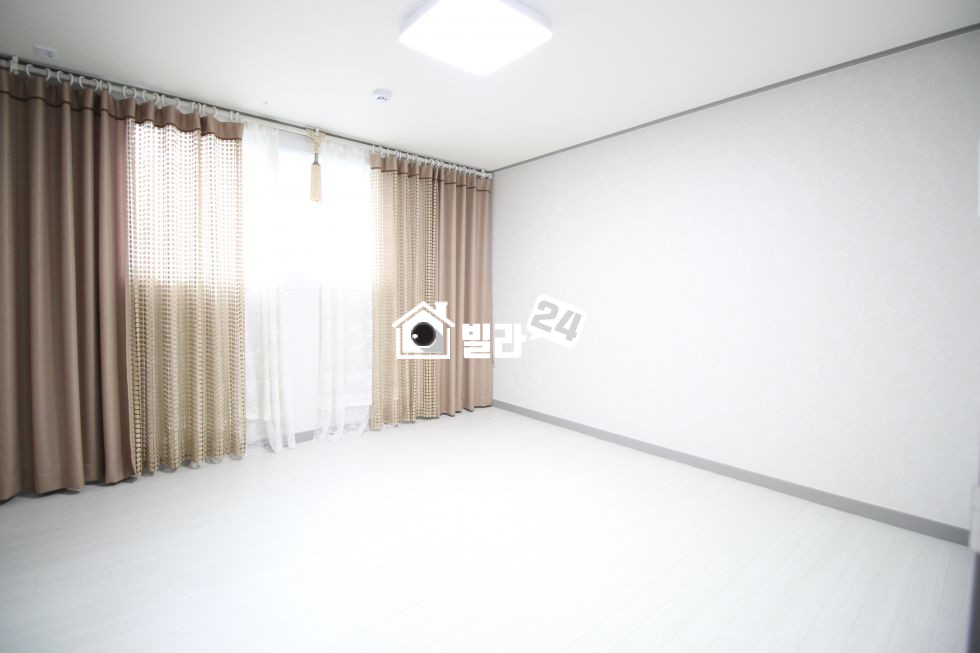 인천 연수구 옥련동 ◎◎ 옥련동!!! 바로 이집!! 역시!! ◎◎ 널찍한 거실공간~~!!!! 식탁공간도 너무 넓어요~~!!!! 구조가 너무 잘나온 신축현장입니다~~!!!! 분양 매물번호 34315 사진 4