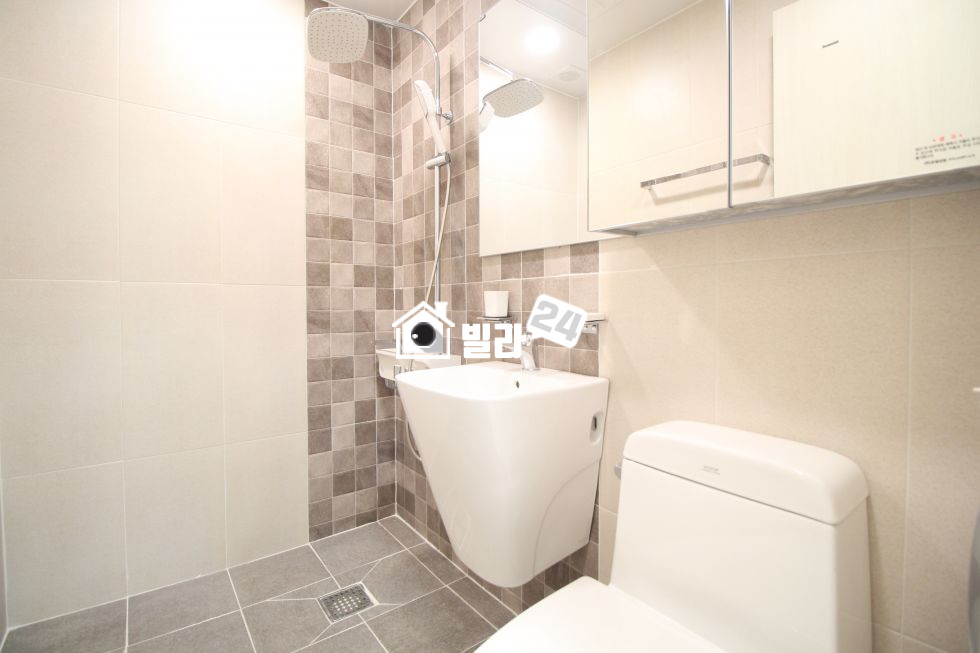 경기 김포시 사우동 【싸고 좋은집!! 바로 여기!!】 ■사우동3룸 ■사우역6분 ■학군多 ■여유로운 주차공간 ■소방,내진설계 = 100점 만점!! 분양 매물번호 33102 사진 7