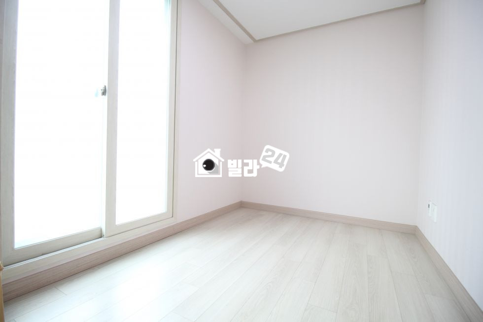 경기 김포시 사우동 ▣사우역 도보5분▣ 5호선/9호선 이용 고객님들 많이 찾으시는 사우동★★ 천장이 높고 전망이 트여있어 반응 좋은 집입니다~^^ 분양 매물번호 32166 사진 5