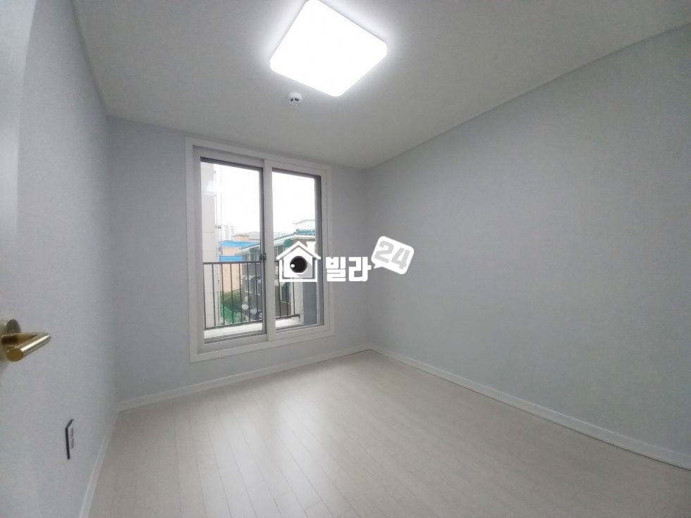 경기 남양주시 금곡동 ~ 금곡동 아주 귀한 쓰리룸 / 집구경 먼저 하시죠 바로 ☎ ☎ ☎ 분양 매물번호 35296 사진 6