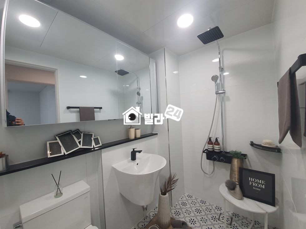 인천 검단구 마전동 ●주차100% ● 확트인 거실에 최고급 인테리어 그 밖에 큰 평수!! 이집입니다!!! 분양 매물번호 31492 사진 6