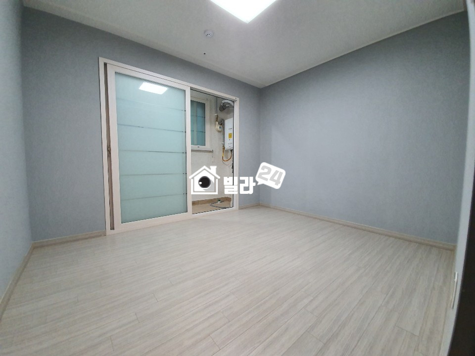 인천 서해구 심곡동 ★심곡동★//방3개화2// 일렬식 주차 /무인택배함 / CCTV/층간소음재 시공!!!! 분양 매물번호 32505 사진 6