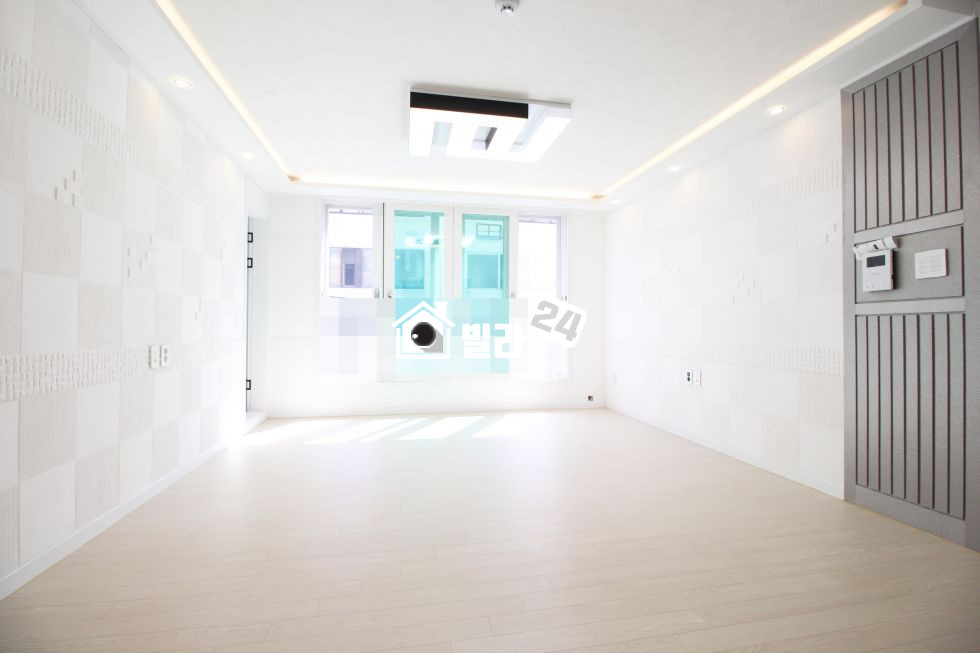 인천 서해구 검암동 ★★ 남향 넓은3룸 ★★ 무입주금가능한집 / 역세권 주변 학군 인근 분양 매물번호 30866 사진 1