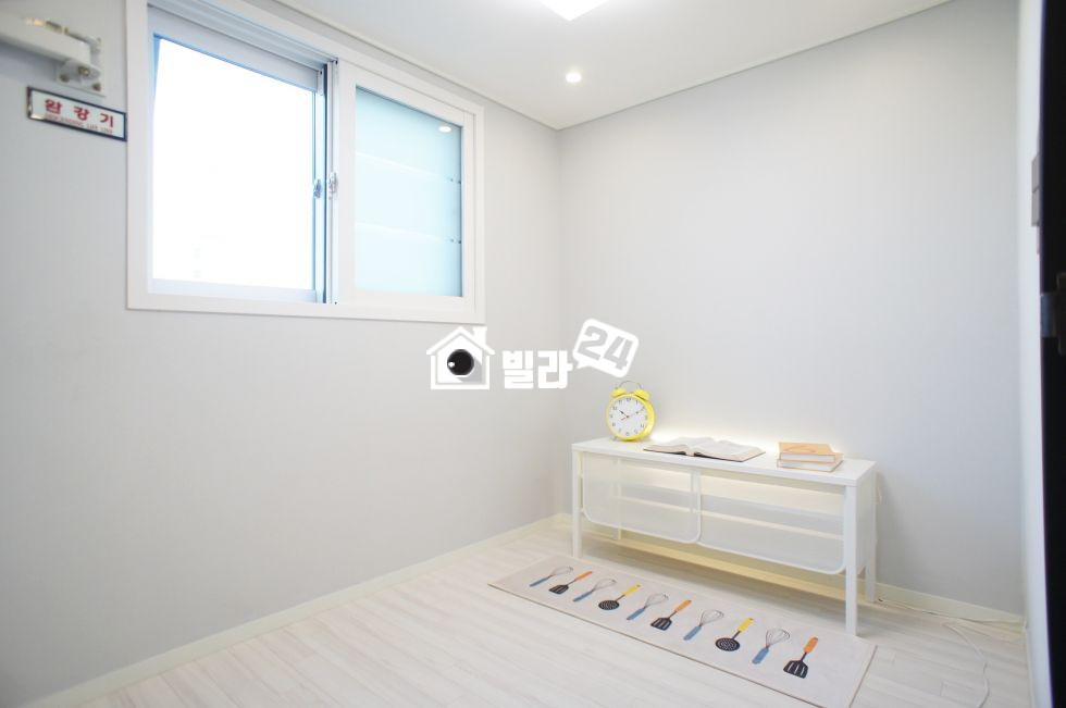 인천 서해구 석남동 ☞『아담한 크기와 센스있는 인테리어』☜ ★따듯한 느낌 & 구조까지 너무 좋다!! 이쁜 3룸!!★신혼집으로 딱이네! 분양 매물번호 30821 사진 6