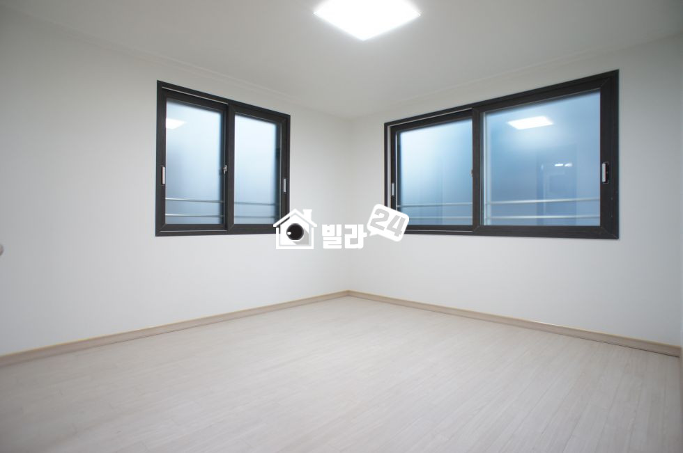 인천 서해구 석남동 ★【화이트톤의 깔끔한 인테리어~♬】 ★예쁜집을 찾고 계신가요?~!!♬ 신혼집으로 딱이야! 분양 매물번호 30822 사진 4