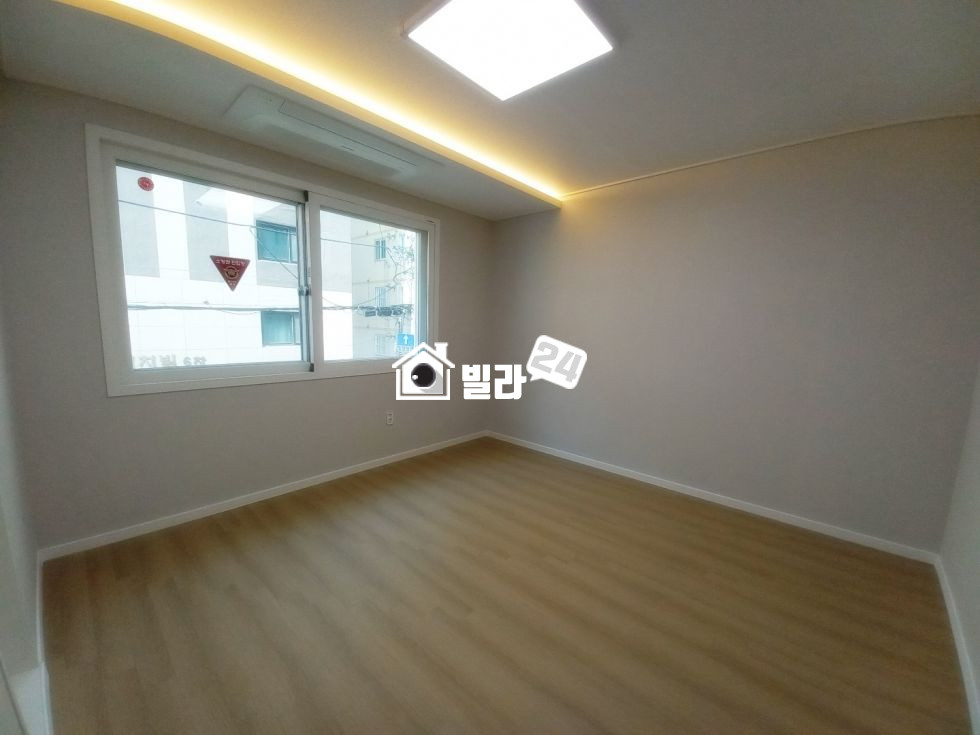 경기 부천소사구 송내동 ☆중동역세권 / 가성비 좋은 쓰리룸 / 부천 전체 매물 최다 보유! 24시간 빌라투어 항시 대기! 분양 매물번호 35272 사진 6