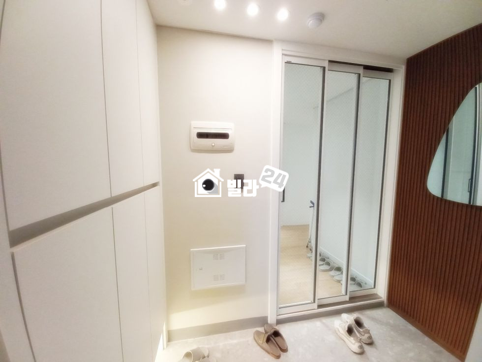 경기 부천소사구 괴안동 ★역곡역 초역세권 /거실주방분리형 /비스포크냉장고3대 / 대형마트 옆 /고급자재 고급인테리어! 분양 매물번호 35193 사진 12