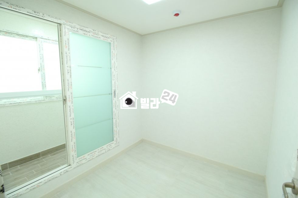 경기 부천소사구 송내동 ★ 거실주방 분리형으로 주부님들의 공간활용의 장점이 더 생겼습니다 구조 GOOD !! 송내동 2룸 분양 매물번호 31481 사진 5