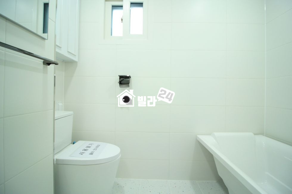 경기 부천오정구 삼정동 ♣♣ 삼정동 신축!!! 와우!!! ♣♣ 욕조시공~~!!! ✨✨ 신혼부부 추천드리는 집 ✨✨ 약대오거리 ☞☞ 학군좋아요 ☞☞ 실용적인 신축이에요~~~!!!!! 분양 매물번호 33398 사진 8