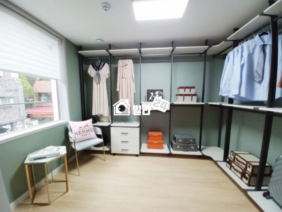 경기 부천오정구 고강동 ★☆ 집 너무 고급스럽고 이쁘네요~ 아파트입니다 / 4베이 아파트^^ 초럭셔리 요즘 스타일 넓은 쓰리룸 !! 분양 매물번호 35435 사진 10