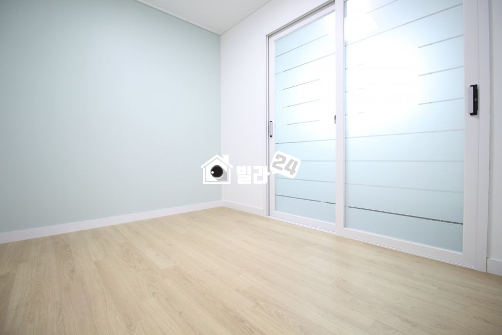 경기 부천오정구 고강동 ●시원~~하게 트인 오픈형 복층● 거실 , 주방 , 방 , 복층공간 모두모두 넓은 귀한 복층!!! 분양 매물번호 32959 사진 9