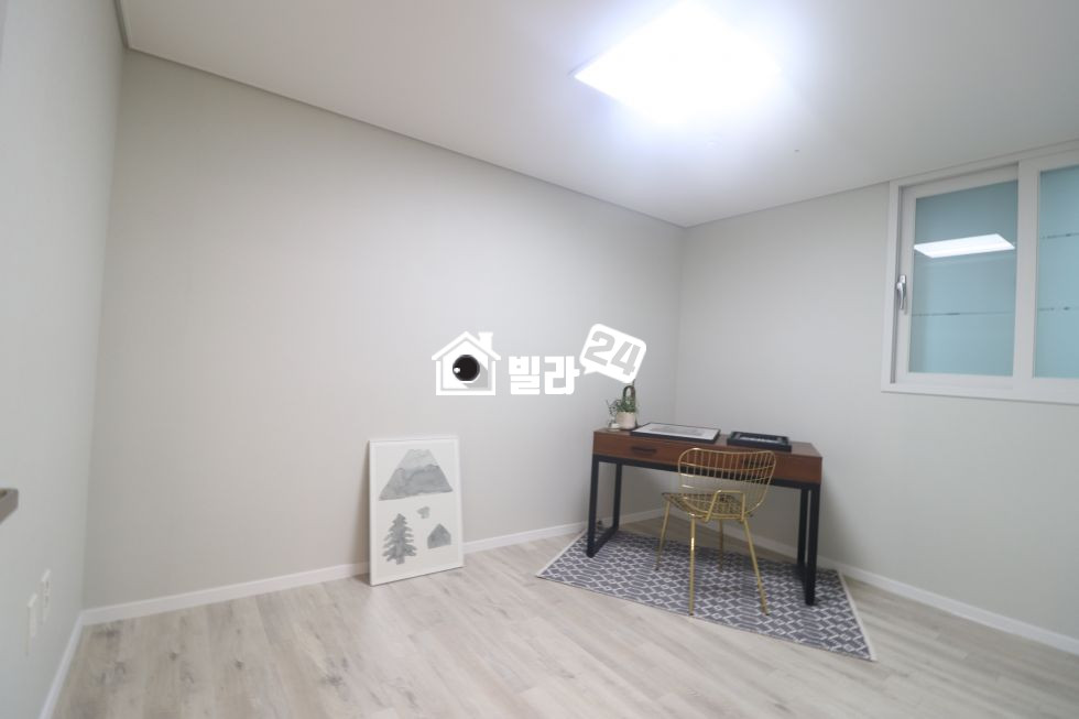 경기 부천오정구 여월동 ★자주식100%에 구조좋은 3룸입니다 거실 주방이 묵직하고 냉장고 여유자리 고층선택까지 가능합니다!!!! 분양 매물번호 31489 사진 4