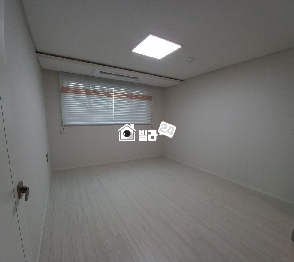 경기 부천원미구 도당동 ♥ 도당근린공원이 집 뒤에 / 넓은 쓰리룸, 포룸까지 / 학교 인접 / 거실 넓게 나온 집 분양 매물번호 34912 사진 6