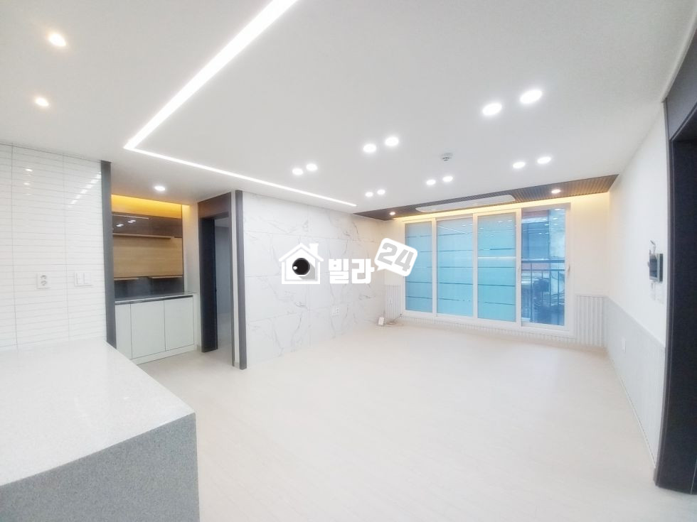 경기 부천원미구 역곡동 ★역곡역세권 / 거실주방넓은 평수/ 시장 옆 / 학교 인접 / 넓은 쓰리룸!! 부천 역곡동 쓰리룸매물 최다보유~! 분양 매물번호 35196 사진 2
