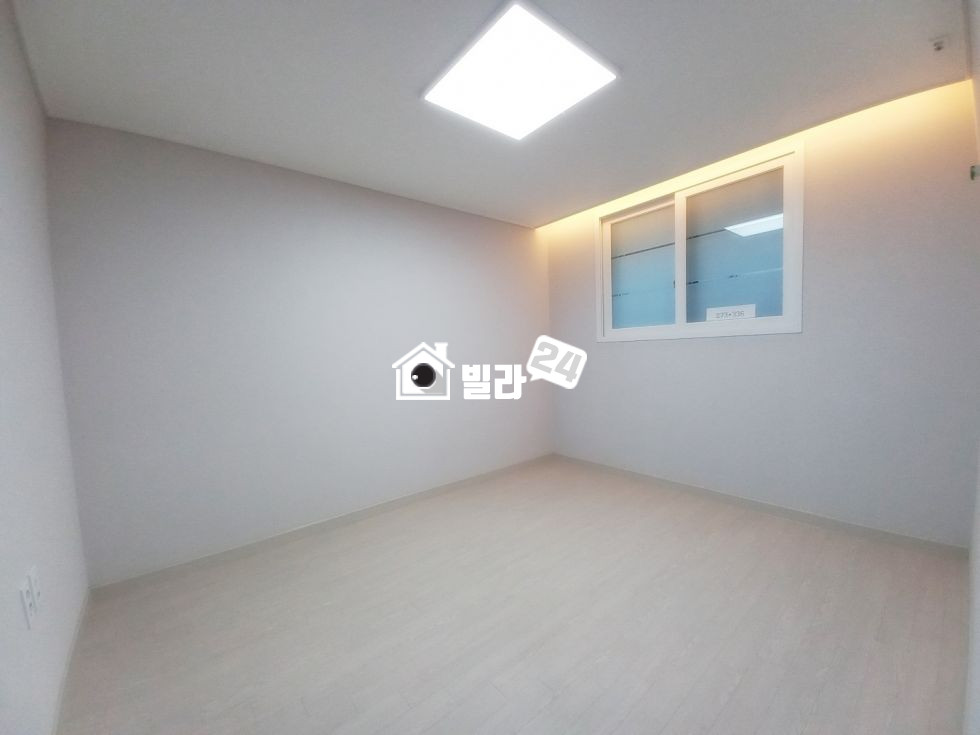경기 부천원미구 역곡동 ★역곡역세권 / 거실주방넓은 평수/ 시장 옆 / 학교 인접 / 넓은 쓰리룸!! 부천 역곡동 쓰리룸매물 최다보유~! 분양 매물번호 35196 사진 10