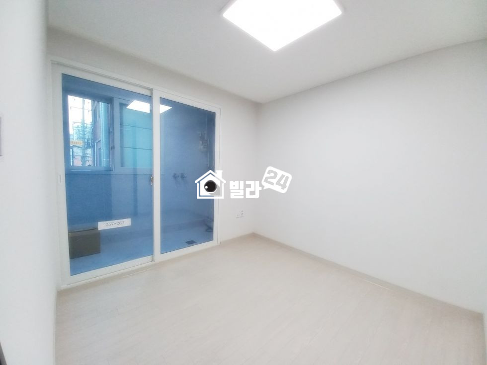 경기 부천원미구 역곡동 ★역곡역세권 / 거실주방넓은 평수/ 시장 옆 / 학교 인접 / 넓은 쓰리룸!! 부천 역곡동 쓰리룸매물 최다보유~! 분양 매물번호 35196 사진 11