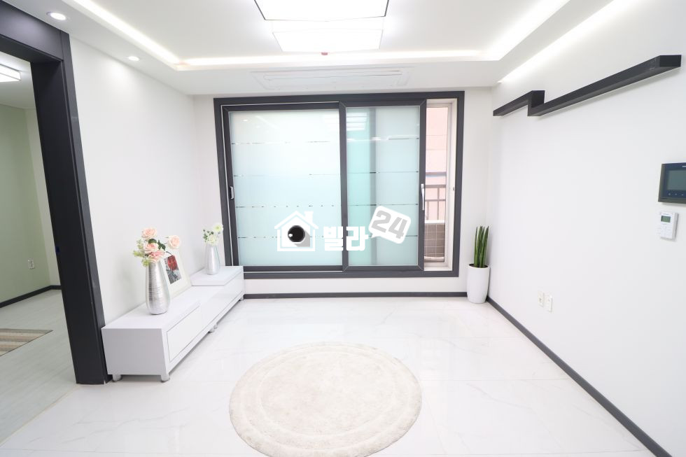 경기 부천원미구 도당동 ■ 전세대 막힘없는 뻥~뚫려 있는 3룸 재래시장 홈플러스 롯데백화점 롯데시네마 생활편의 환경 인접!!!! 분양 매물번호 31451 사진 1