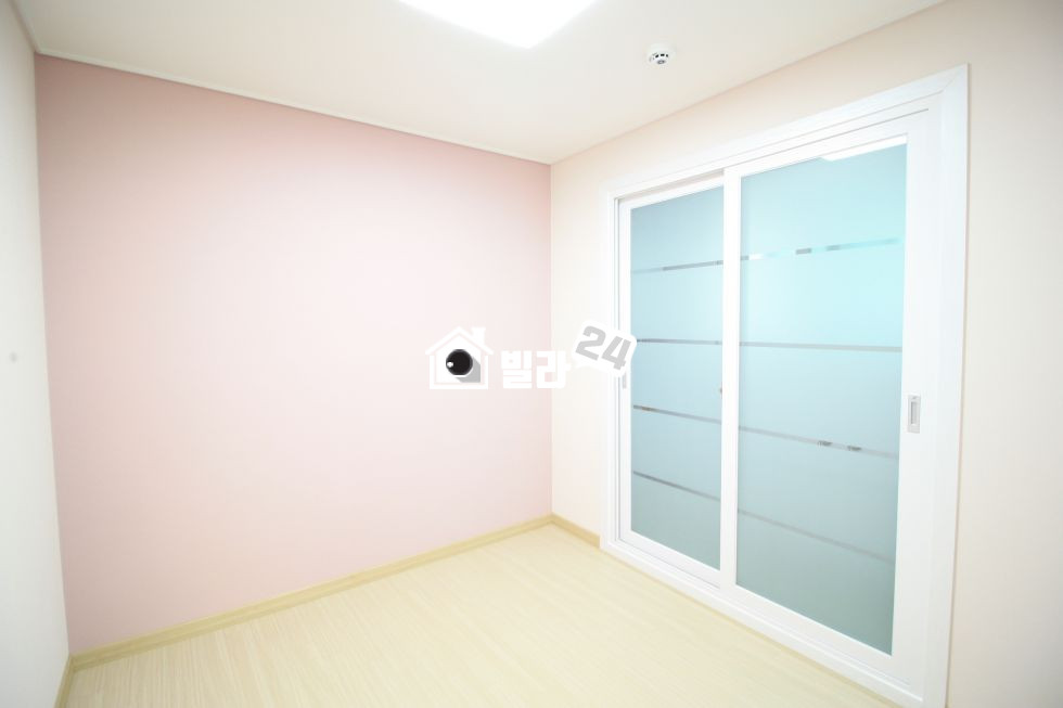 경기 안산단원구 선부동 ➽➽ 선부역 도보가능!!! 오우!!! ➽➽ 선부광장 너무 가까워요~~!!!! 아이키우기시기 좋은집 안성맞춤인 집이에요~~~♥♥♥ 분양 매물번호 33548 사진 5