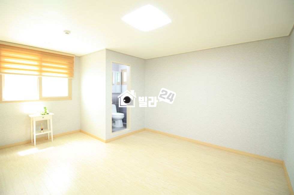 경기 안산단원구 와동 ▶▶ 단원구 역시!!! 다르네요!!! #쓰리룸# ◀◀ 주거지 잘갖춘 자리~~!!!! 인테리어도 잘되어 있어요~~✨✨ 분양 매물번호 33543 사진 3