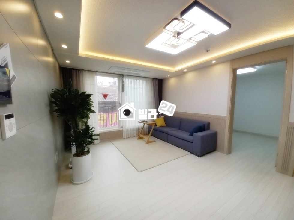 서울 은평구 구산동 ▲구산동 쓰리룸 / 가격 좋고 가성비최고 / 초등학교 옆 /은평구 매물 최다. 집구경 가시죠!! 분양 매물번호 35241 사진 2