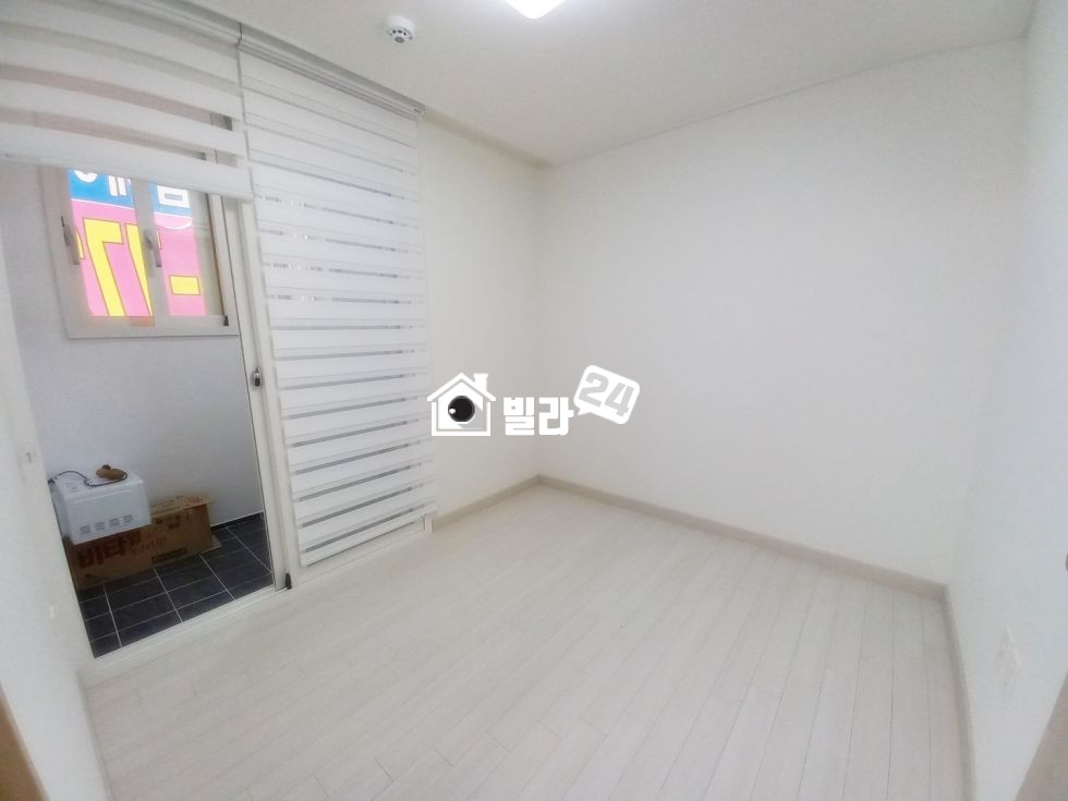 서울 은평구 구산동 ▲구산동 쓰리룸 / 가격 좋고 가성비최고 / 초등학교 옆 /은평구 매물 최다. 집구경 가시죠!! 분양 매물번호 35241 사진 8
