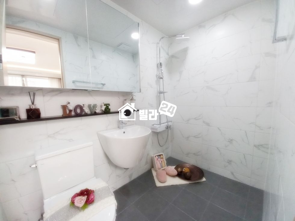 서울 은평구 구산동 ▲구산동 쓰리룸 / 가격 좋고 가성비최고 / 초등학교 옆 /은평구 매물 최다. 집구경 가시죠!! 분양 매물번호 35241 사진 10