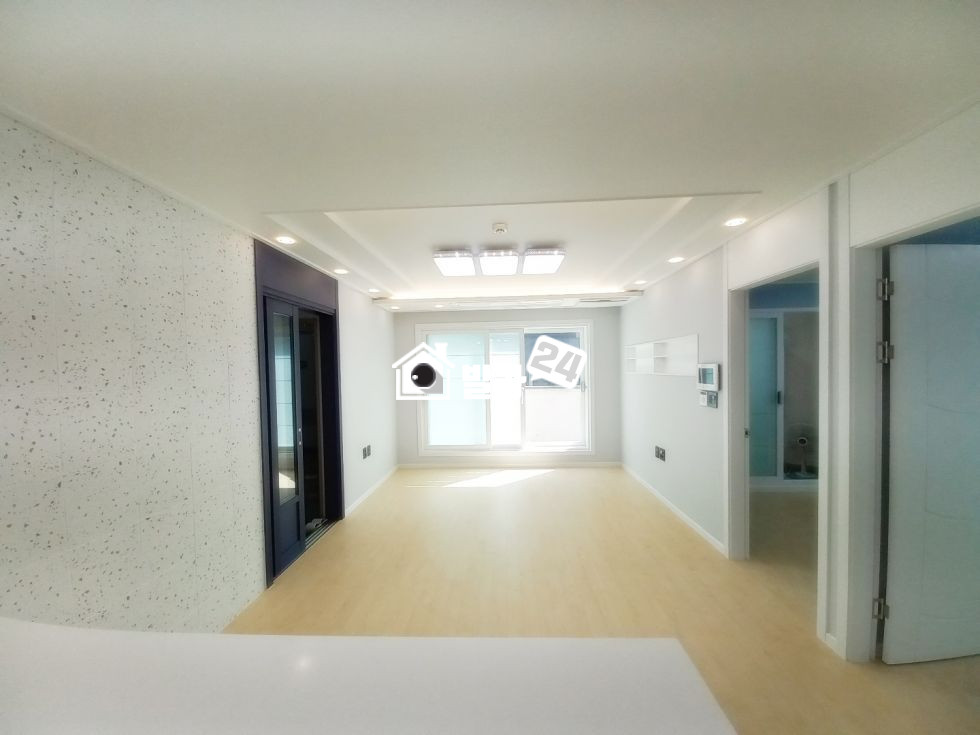 서울 은평구 신사동 !!은평구 신사동 넓은 3룸 / 잔여1세대 특가 마무리 고고 / 바로 ☎ ☎ ☎ ☎ ☎ 분양 매물번호 35275 사진 1