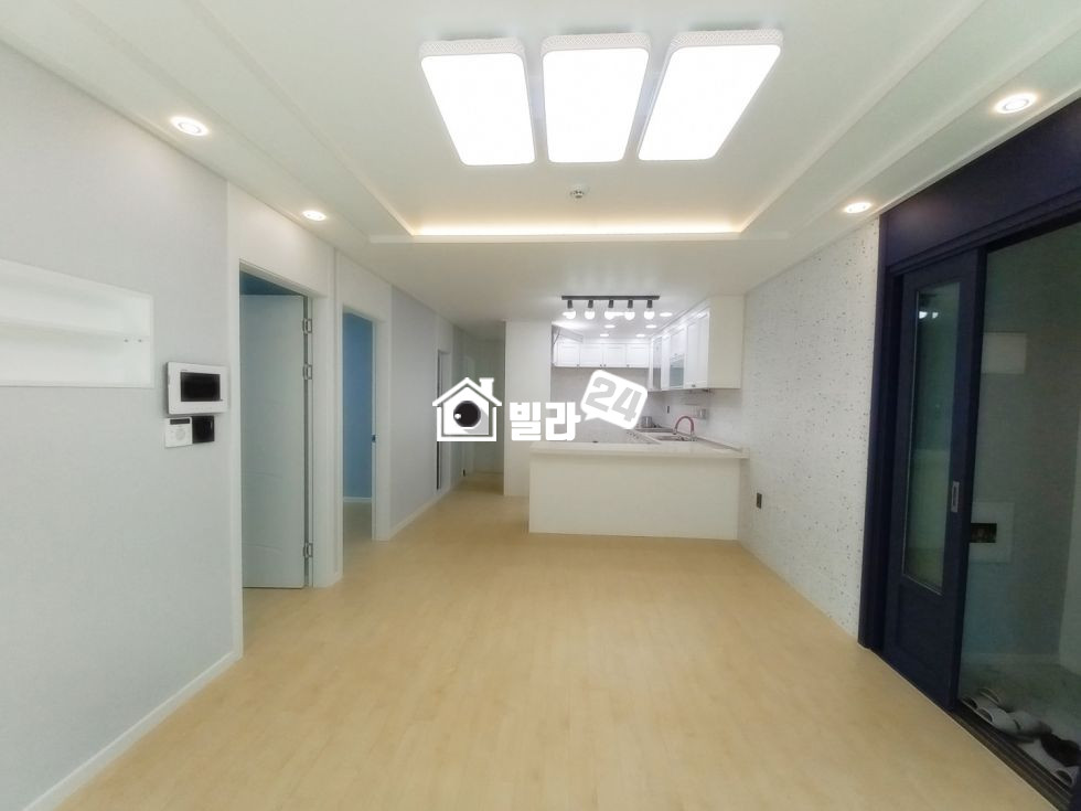 서울 은평구 신사동 !!은평구 신사동 넓은 3룸 / 잔여1세대 특가 마무리 고고 / 바로 ☎ ☎ ☎ ☎ ☎ 분양 매물번호 35275 사진 3