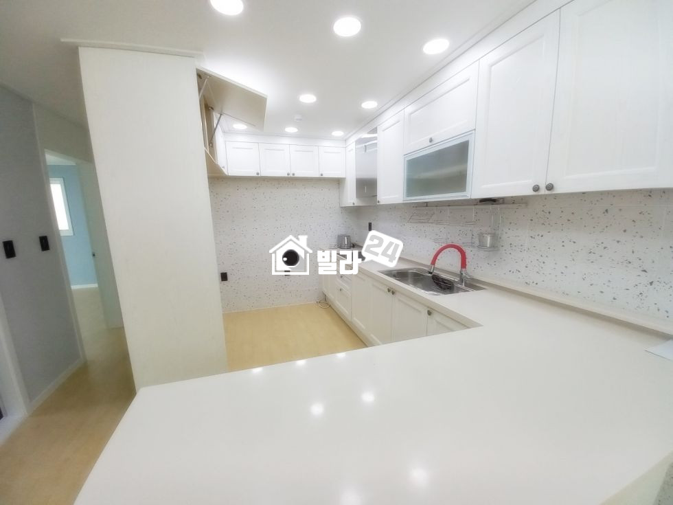 서울 은평구 신사동 !!은평구 신사동 넓은 3룸 / 잔여1세대 특가 마무리 고고 / 바로 ☎ ☎ ☎ ☎ ☎ 분양 매물번호 35275 사진 5