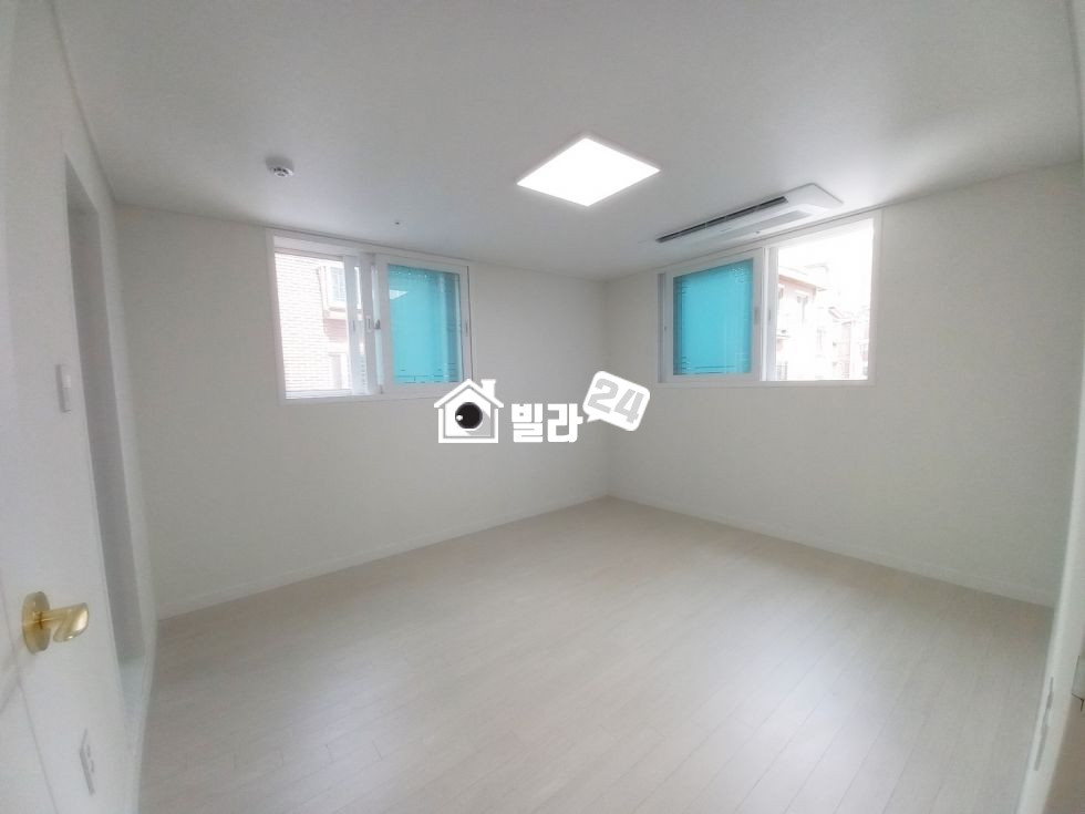 서울 은평구 불광동 ★불광동 넓은 쓰리룸 / 은평구에 쓰리룸 귀한거 아시죠? 거실주방 넓게 나왔어요!!@@ 분양 매물번호 35239 사진 7