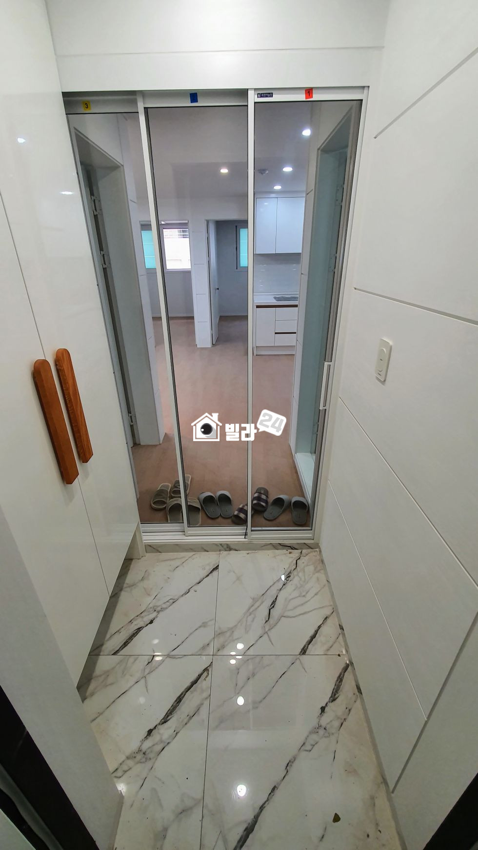 서울 은평구 신사동 ▶▶인근 초중고 밀집으로 최고의 학군!! 3룸 되파실때 너무좋아요!! 분양 매물번호 35035 사진 10