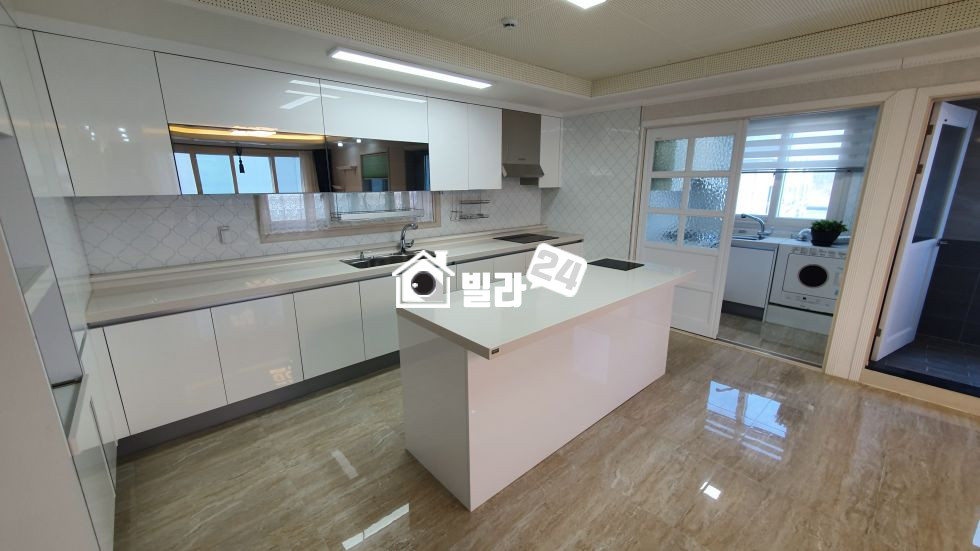 서울 은평구 대조동 ★대조역 가까운 3룸!! 도로옆 위치 !! ★ 분양 매물번호 33873 사진 2