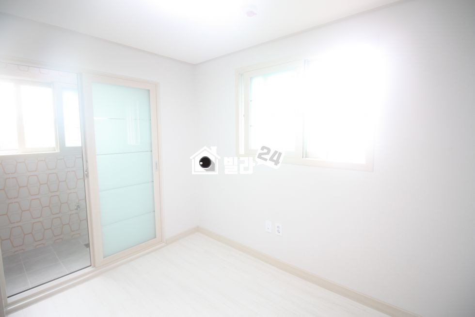 서울 은평구 역촌동 ● 역촌동 ● 시스템에어컨과 평지에 만남 시원시원한 3룸 입니다 ^^ 분양 매물번호 31279 사진 6