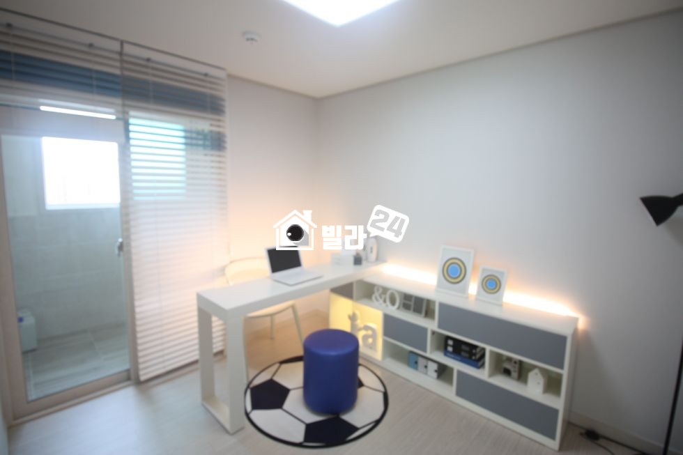 서울 은평구 신사동 ★신사동★ 좋은위치에 구조까지 乃 좋은 3룸 채광GOOD 전망또한 막혀있지 않습니다 분양 매물번호 31284 사진 6