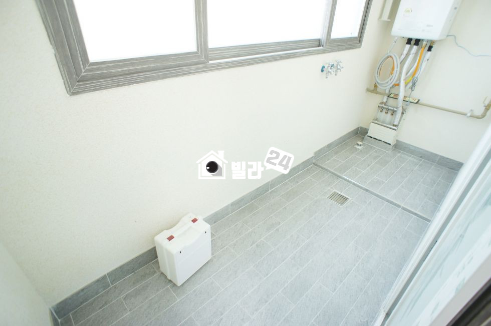서울 은평구 신사동 ▶신사동!!!! 강추 매물!!!◀ 아니 이거 아파트 아닌가요??? 기가맥힌 인테리어 ☜ ♥너무나 좋은 구조♥ 분양 매물번호 30595 사진 8