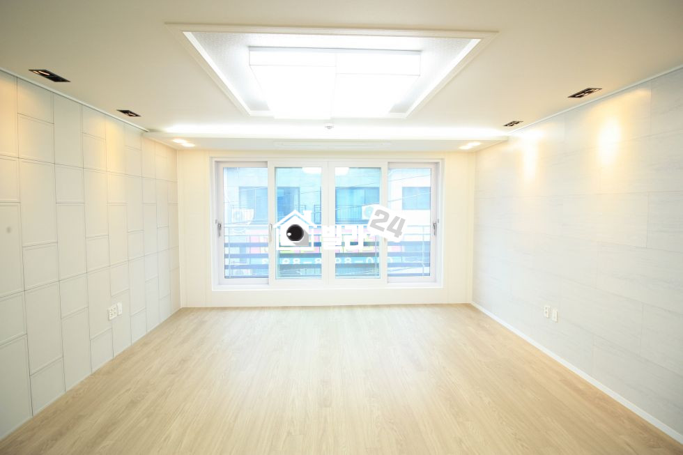 경기 안산상록구 부곡동 ◐◐ 부곡동!!! 와우 대박!!! ◐◐ 방4+화장실2+베란다✔ 친환경 자재✔ 내진설비✔ 너무 잘되어있어요~~~!!!!! 볼수록 매력 있는 집이에요~~~!!!!!! 얼마남지 않은 곳이에요~~~!!!! 분양 매물번호 33534 사진 1